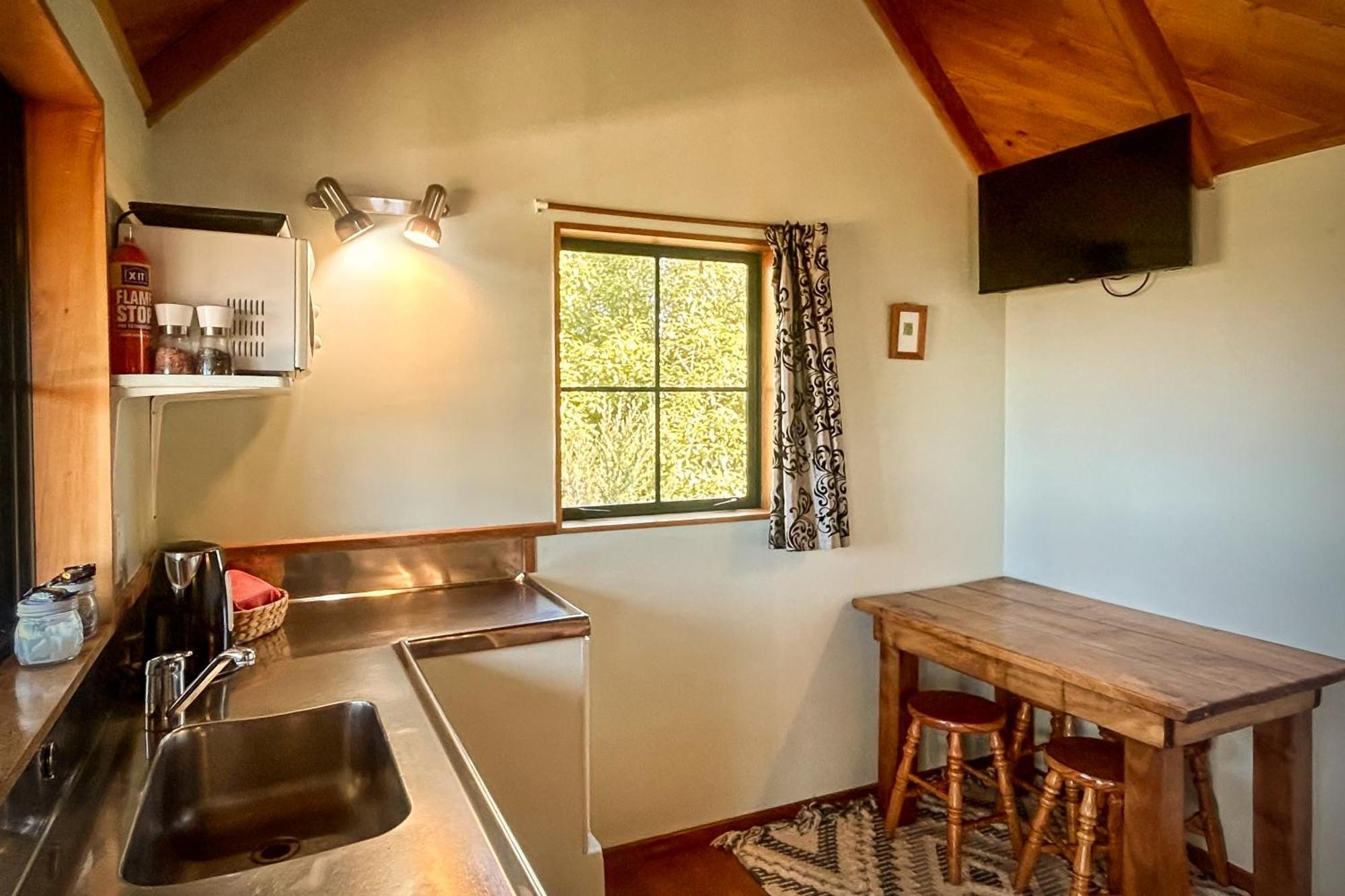 Te Tiro Accommodation Waitomo Caves Luaran gambar